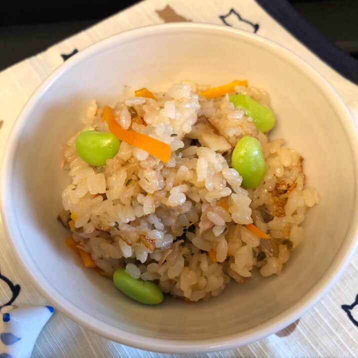 塩昆布入りツナの炊き込みご飯 レシピ 作り方 By ひと ひと 楽天レシピ 塩昆布入りツナの炊き込みご飯 レシピ 作り方 By ひと ひと 楽天レシピ